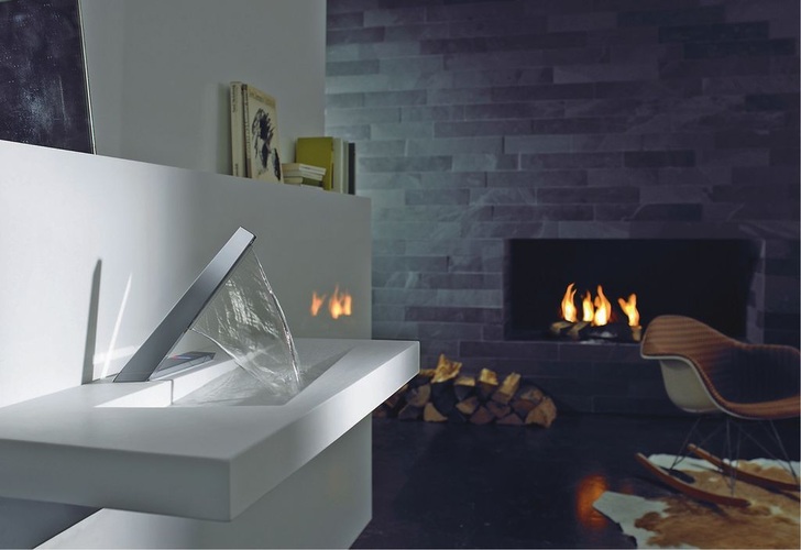 Hansa: Hansalatrava mit diagonalem Laminarstrahl.