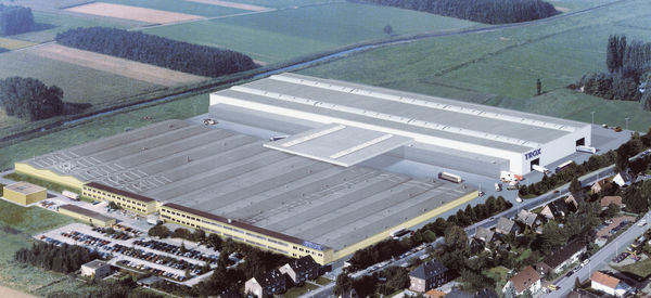 Visualisierung der neuen Produktionshalle für RLT-Geräte im Trox-Werk Anholt.