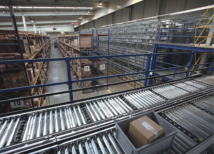 Blick in das neue Zentrallager für Ersatzteile von Bosch Thermotechnik in Lollar. - © Bosch Thermotechnik
 Blick in das neue Zentrallager für Ersatzteile von Bosch Thermotechnik in Lollar.