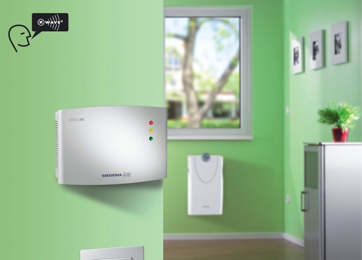 Siegenia-Aubi: In Kombination mit dem Sensoair wave kann der Schalldämmlüfter Aeropac wave die Luftleistung an die CO2-Last anpassen.