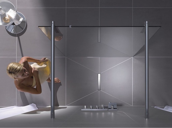 Walk-in-Shower XS in Verbindung mit dem bodenebenen, durchgefliesten Kermi Duschplatz. - © Kermi
 Walk-in-Shower XS in Verbindung mit dem bodenebenen, durchgefliesten Kermi Duschplatz.