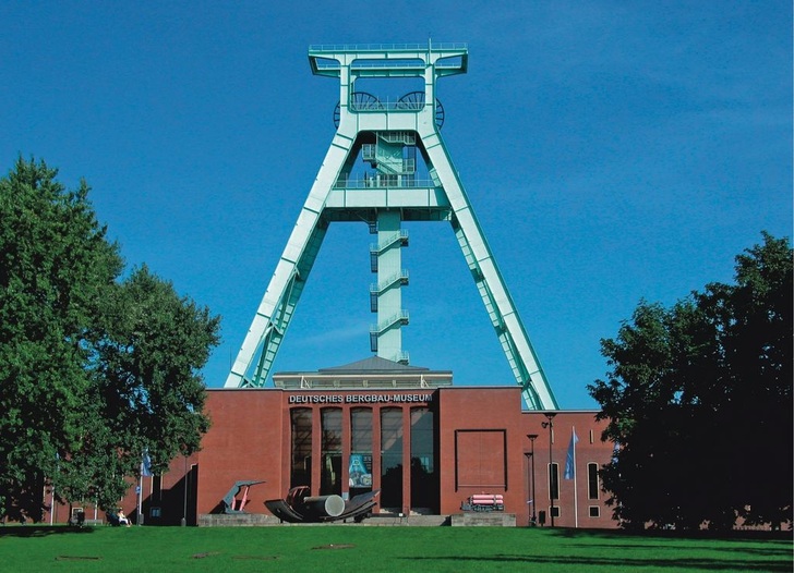 Abb. 1 Das Deutsche Bergbau-Museum Bochum gilt als bedeutendstes und größtes Fachmuseum für Bergbau weltweit. - © DBM
