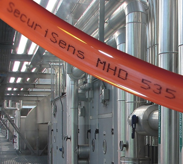 Securiton: Linienförmiger Wärmemelder SecuriSens MHD 535 für schwierige Einsatzumfelder.