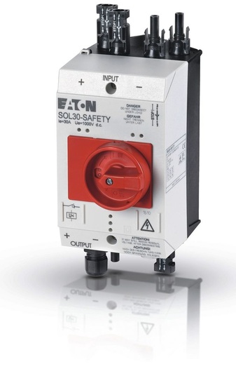 Eaton: Feuerwehrschalter für Photovoltaik-Anlagen.