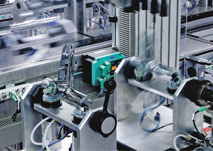 Armaturen-Fertigung bei Hansgrohe in Offenburg/Elgersweier.