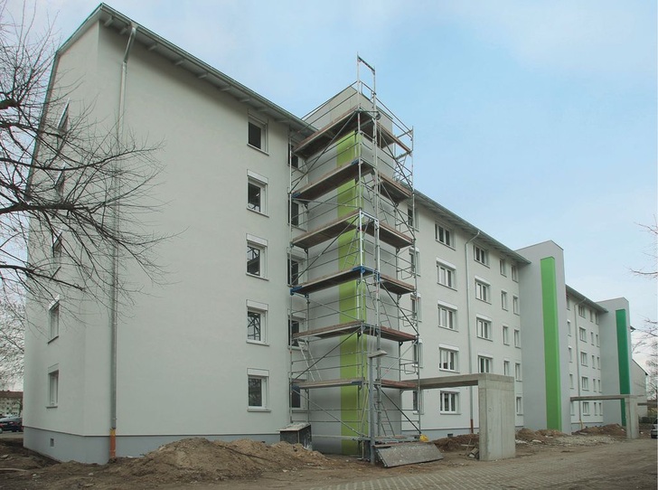 Abb. 1 Das Immobilienunternehmen Volkswohnung testet in ­einem Forschungs­projekt Technologien zur Sanierung — unter anderem das ­dezentrale Pumpensystem Wilo-Geniax.