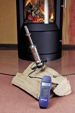 Wöhler: Einschlagsonde mit ­Messgerät HBF 410 zur Bestimmung der Holzfeuchte. - © Wöhler

