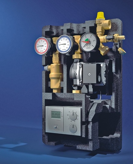 Schüco: Solarstation PS-1.2 FS EC mit Hoch­effizienzpumpe für Einkreissysteme.