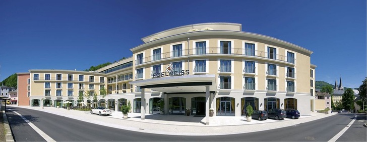 Abb. 1 Im Hotel Edelweiß in Berchtesgaden werden die Gästezimmer, …