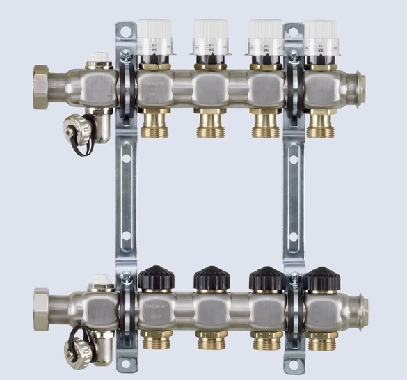TA Heimeier: Dynacon Verteiler zur ­dynamischen Regelung des Durchflusses von ­Flächenheizungen. - © TA Heimeier
