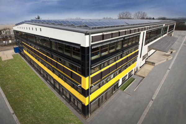 Das neues Firmengebäude von AS Solar in Hannover. - © AS Solar / Tom Baerwald

