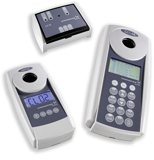 Grundfos: Photometer DIT-L (links) Infrarot-Schnittstellen­modul DIT-IR (Mitte) und Photometer DIT-M.