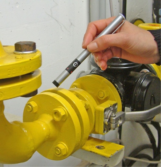 Dräger: Detektor zur Leck-Ortung brennbarer Gase im Kugelschreiberformat.