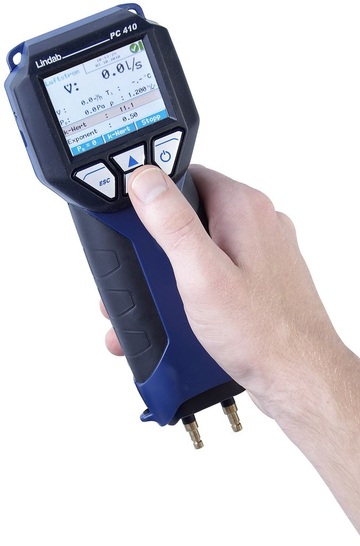 Lindab: PC 410 mit umfangreichem Zubehör für Messaufgaben an RLT-Anlagen.