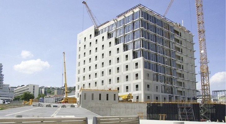 Aktuelles Referenzprojekt von Rentschler und Riedesser: Neubau der Stadtbibliothek am Mailänder Platz, Stuttgart (Eröffnung am 24. Oktober 2011).