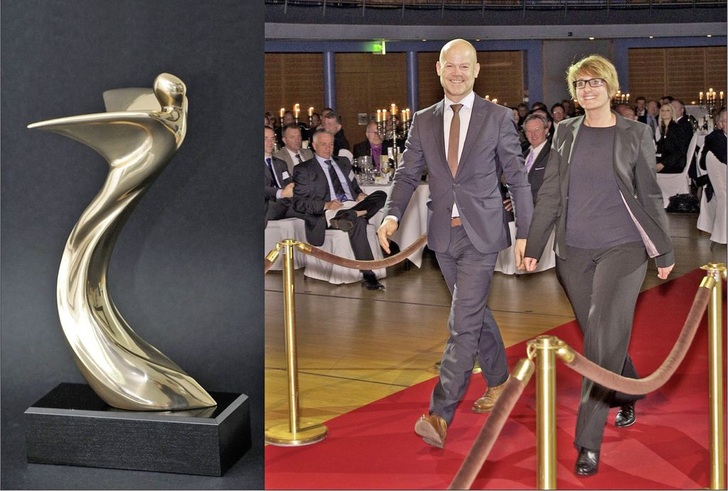 Yvonne Dallmer und Harry Bauermeister bei der Auszeichnung des Unternehmens Dallmer Sanitärtechnik mit dem Architects‘ Darling 2011.