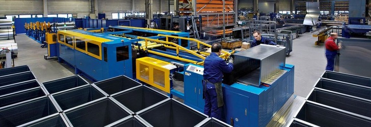 Fertigung von Lüftungskanälen bei BerlinerLuft.