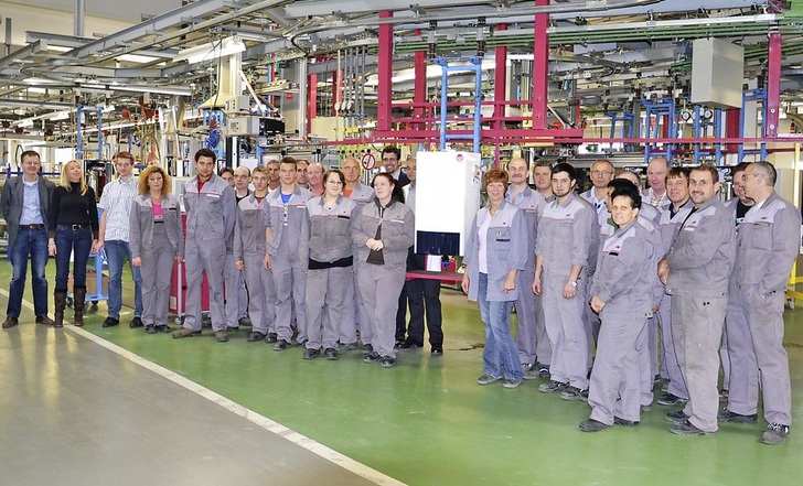 Wolf: Ende 2011 lief in Mainburg der 1,5 Millionste Wärmeerzeuger vom Band. - © Wolf
 Wolf: Ende 2011 lief in Mainburg der 1,5 Millionste Wärmeerzeuger vom Band.