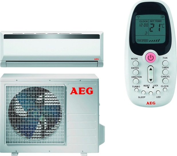 AEG Haustechnik: Singlesplit-Raumklimagerät KWS 25i mit zugehöriger Fernbedienung. - © AEG Haustechnik
 AEG Haustechnik: Singlesplit-Raumklimagerät KWS 25i mit zugehöriger Fernbedienung.