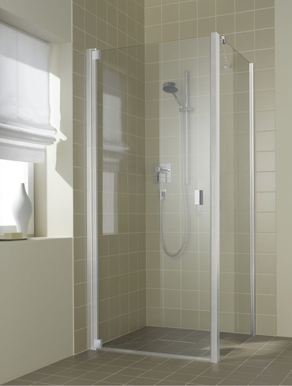 Kermi: Duschkabine Raya mit 1-flügeliger Pendeltür und Seitenwand.