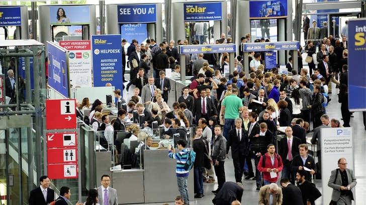 Zur Intersolar Europe 2012 kamen deutlich weniger Besucher als vom ­Veranstalter erwartet. - © Solar Promotion
