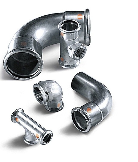 Sanha-Therm Systempressfittings aus C-Stahl.