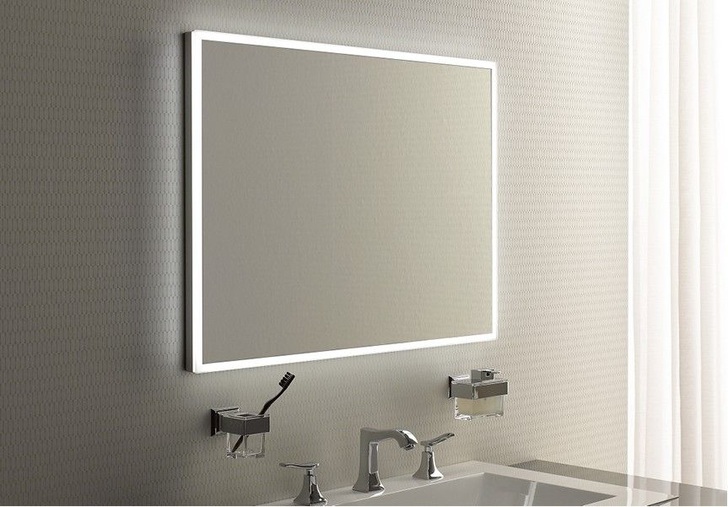 Emco: Dimmbarer LED-Lichtspiegel.