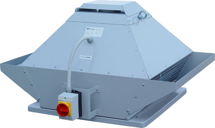Systemair: Brandgas-Dachventilator DVG mit EC-Technik.