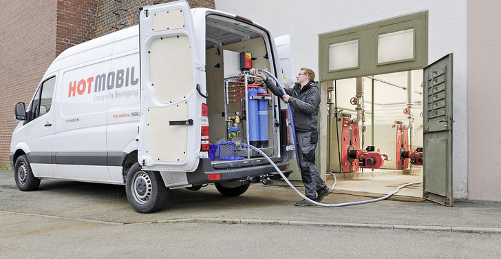 Abb. 1 Für die mobilen Füllanlagen, die für eine hohe Füllgeschwindigkeit ausgelegt sind, werden vor Ort nur ein Wasser- und ein 230-V-Stromanschluss benötigt.