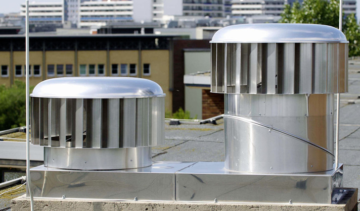 Abb. 1 Der Ventfair-Ventilator ecopower ist das weltweit erste hybride Entlüftungssystem, das den Windantrieb mit einem innen liegenden EC-Elektromotor kombiniert.