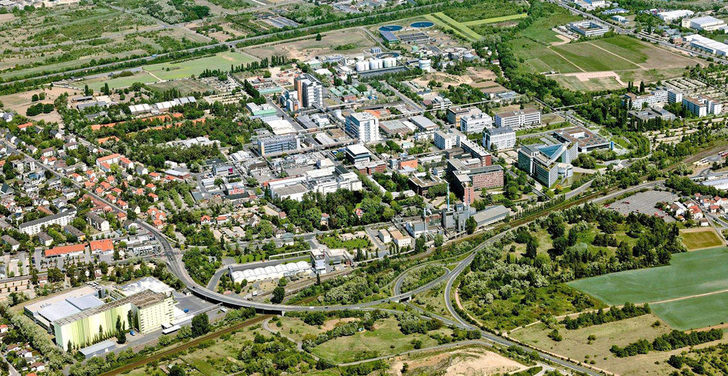 Abb. 1 Am Standort Ingelheim will Boehringer ­Ingelheim den Energieverbrauch deutlich senken. Dafür sollen über ein Energiemanagement ­Einsparpotenziale bei der Gebäudetechnik ­identifiziert werden.