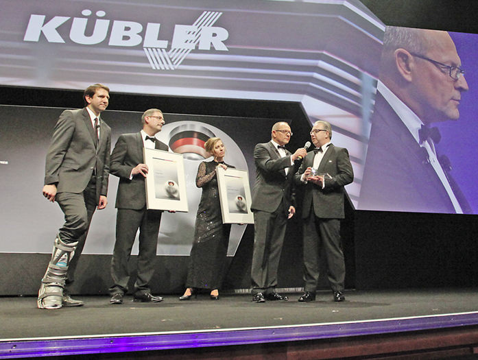 Übergabe des Deutschen Nachhaltigkeitspreises an Thomas Kübler.