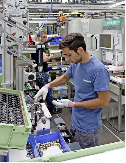 Montage von Hansgrohe-Armaturen.