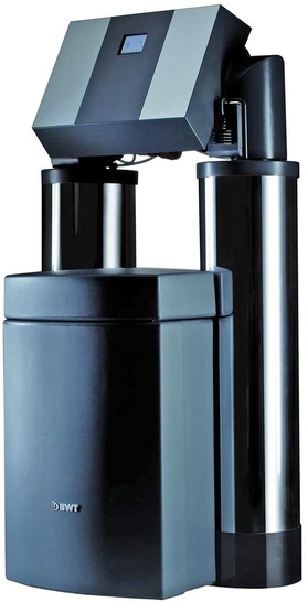 BWT: Trinkwasser-Großenthärter Rondomat Duo H mit anorganischen Ionenaustauschermaterial.