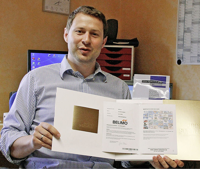 Konrad Dorfmeister von Remus Regeltechnik: Innovationen kennen­gelernt, Fragen richtig ­beantwortet und Erlebnis­gutschein gewonnen. Der ISH-Besuch bei Belimo wurde für drei Gewinner zu einem großen Ereignis.