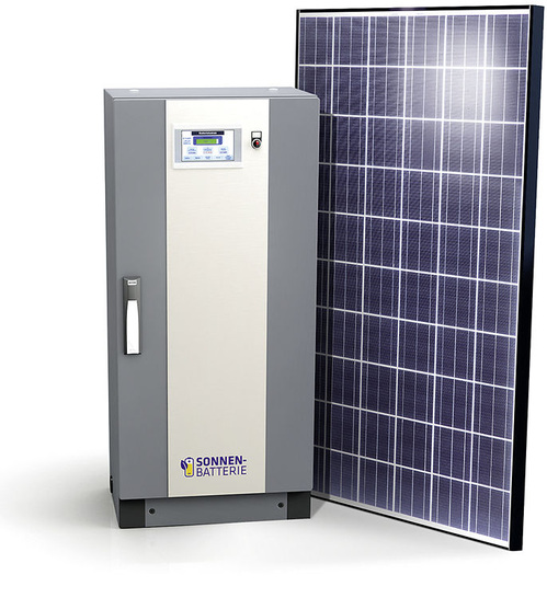 Kyocera: Lithium-Speichersystem Sonnenbatterie für PV- und KWK-Anlagen . - © Kyocera Fineceramics
