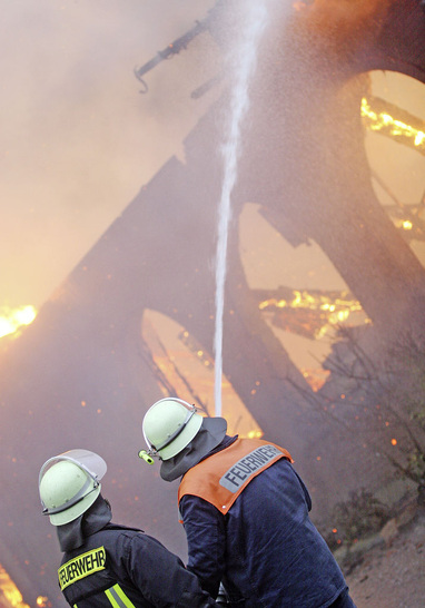 Abb. 1 Die Haftung für Schäden durch einen Brand samt dessen Folgen aufgrund fehlerhafter Beratung verjährt praktisch nie. - © FVLR
