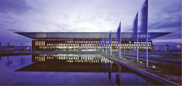 In der Messe Karlsruhe findet im April 2014 erstmals die HallTec — Fachmesse für TGA im Industrie- und Gewerbebau statt.