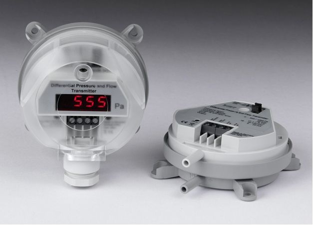 Beck: Differenzdruckmesser mit acht Messbereichen. - © Beck
 Beck: Differenzdruckmesser mit acht Messbereichen.