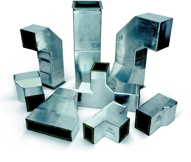 Gedämmte Lüftungskanäle aus Ursa AIR Zero.