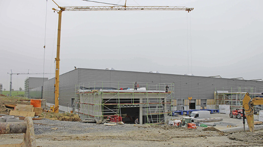 <p>
ebm-papst: Baustelle des neuen Produktionswerks in Mulfingen-Hollenbach. 
</p>
<p>
</p> - © Bild: ebm-papst
 
ebm-papst: Baustelle des neuen Produktionswerks in Mulfingen-Hollenbach.
