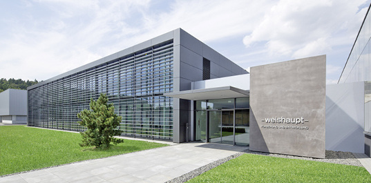 <p>
</p>

<p>
Über 15 Mio. Euro hat Weishaupt für die Neugestaltung und Erweiterung des Forschungs- und Entwicklungszentrums in Schwendi investiert. 
</p> - © Bild: Weishaupt

