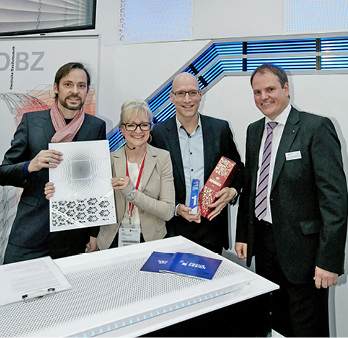 



Prof. Tobias Walliser (LAVA), Corinna Kretschmar-Joehnk (JOI-Design), Prof. Holger Hoffmann (one fine day) und Prof. Dr. Dirk Mueller (Trox). 
