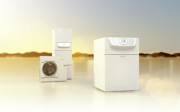 



Brötje: Hybridlösung mit SensoTherm BLW Split und NovoCondens BOB. 
