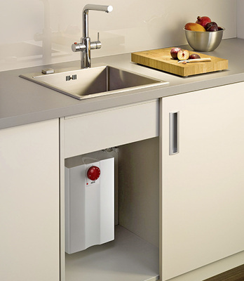 



AEG Haustechnik: Heißwassersystem HOT 5. 
