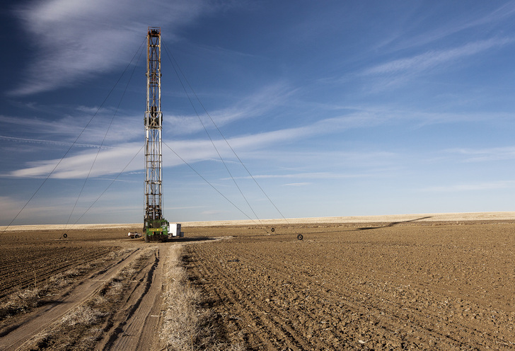 <p>
<span class="GVAbbildungszahl">1</span>
 Fracking-Bohrung in Colorado, USA. 
</p>

<p>
</p> - © Bild: LonnyG / iStock / Thinkstocks

