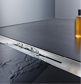 



Dallmer: CeraFloor mit integriertem Gefälle in der Oberfläche. 
