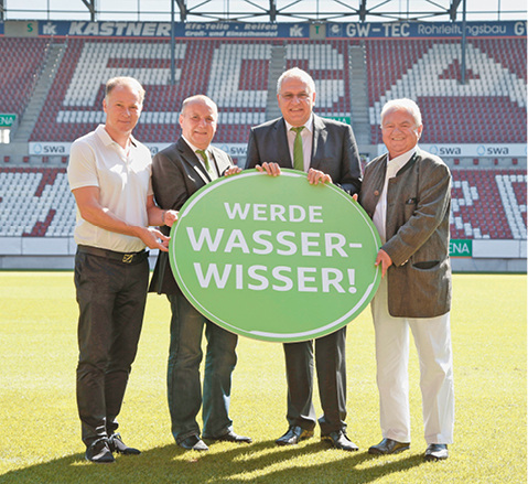<p>
</p>
<p>
Vorstellung der Exklusivpartnerschaft: Stefan Reuter, Geschäftsführer Sport des FCA, Harald Fischer, Regionalleiter Süd bei Grünbeck, Dr. Günter Stoll, Vorsitzender der Grünbeck-Geschäftsführung und FCA-Geschäftsführer Peter Bircks. 
</p> - © Grünbeck
 
Vorstellung der Exklusivpartnerschaft: Stefan Reuter, Geschäftsführer Sport des FCA, Harald Fischer, Regionalleiter Süd bei Grünbeck, Dr. Günter Stoll, Vorsitzender der Grünbeck-Geschäftsführung und FCA-Geschäftsführer Peter Bircks.