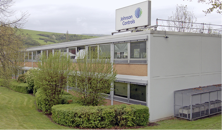 
1
 Im Werk Rockenhausen von Johnson Controls wurde eine neue Prozessanlage zum Härten von Metallteilen installiert.



