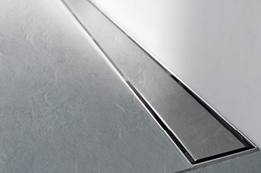 



ACO Haustechnik: ACO ShowerDrain M mit Solid-Rost. 
